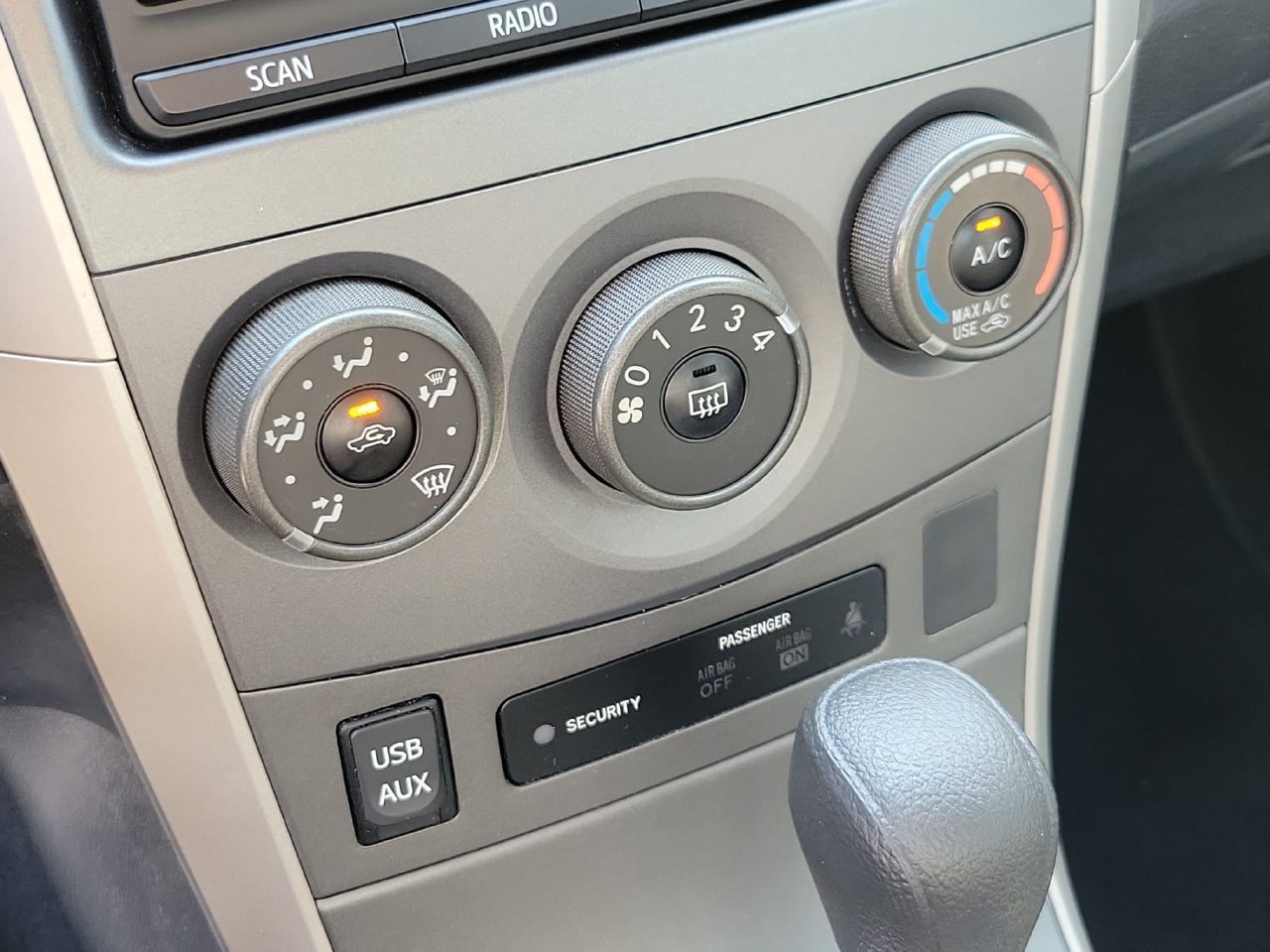 Used 2012 Toyota Corolla S FWD image 23
