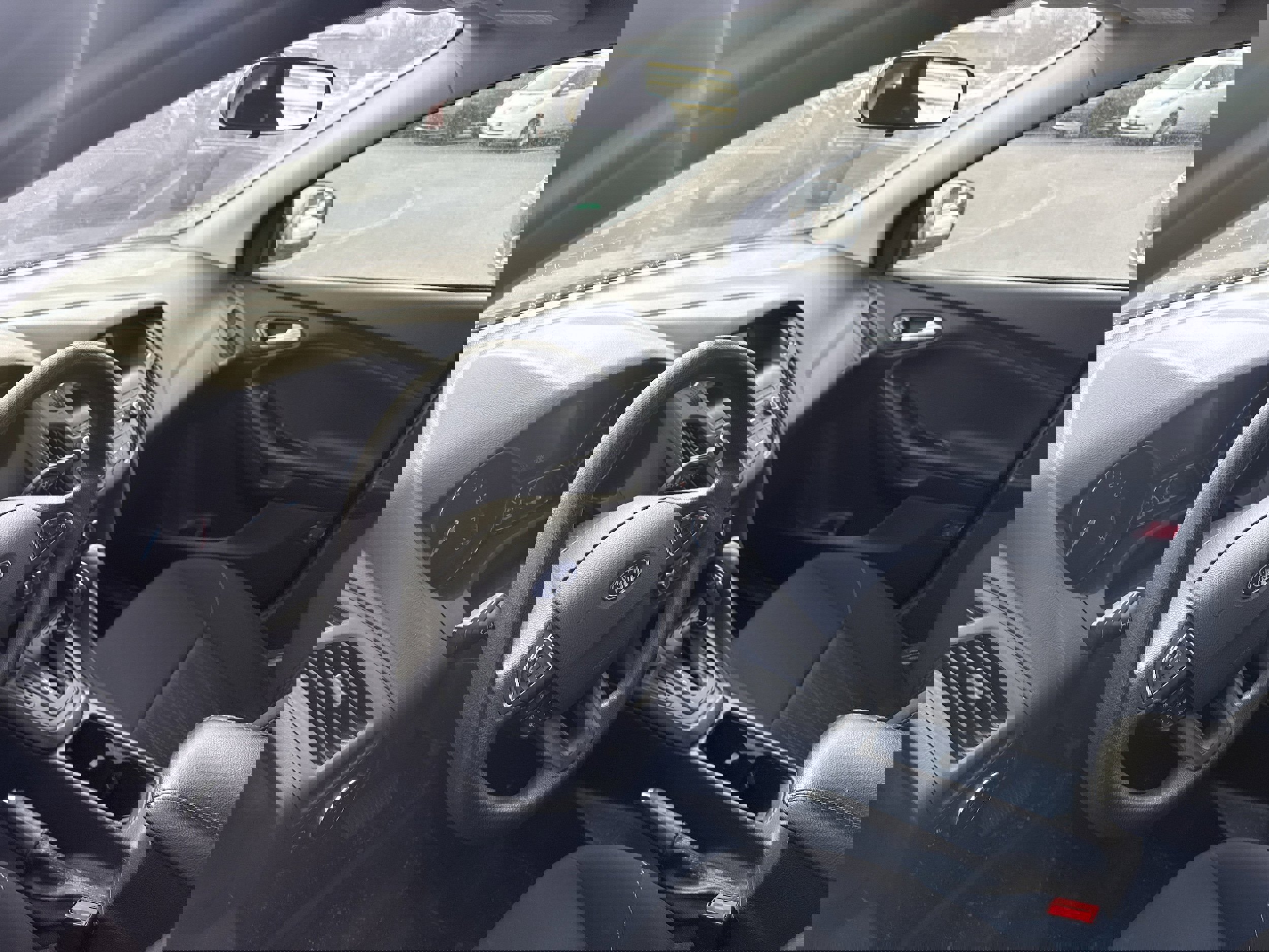 Used 2018 Ford Focus SE w/ SE Winter Package image 7