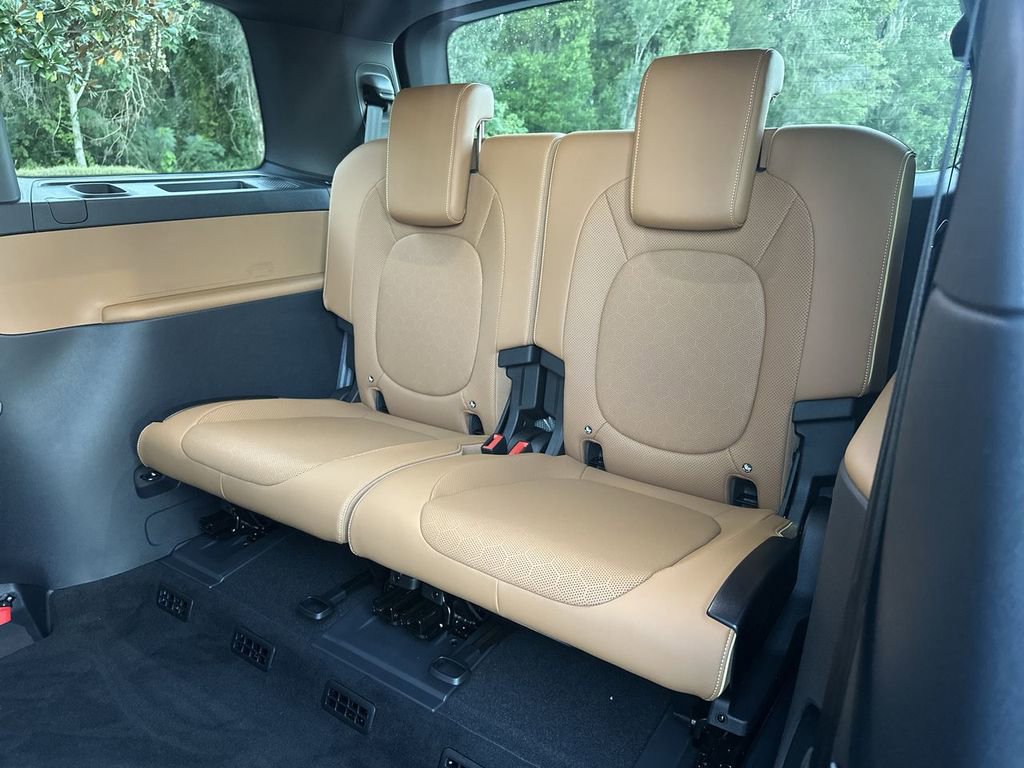 New 2025 Volkswagen ID. Buzz Pro S image 24