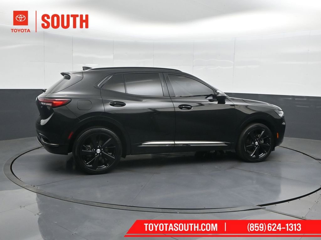 Used 2021 Buick Envision Essence w/ Sport Touring Package AWD/4WD image 3