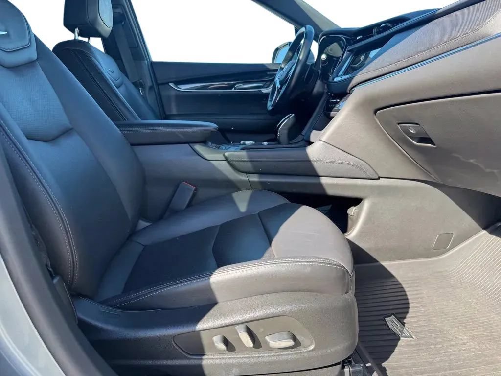 Used 2023 Cadillac XT5 Premium Luxury AWD/4WD image 14