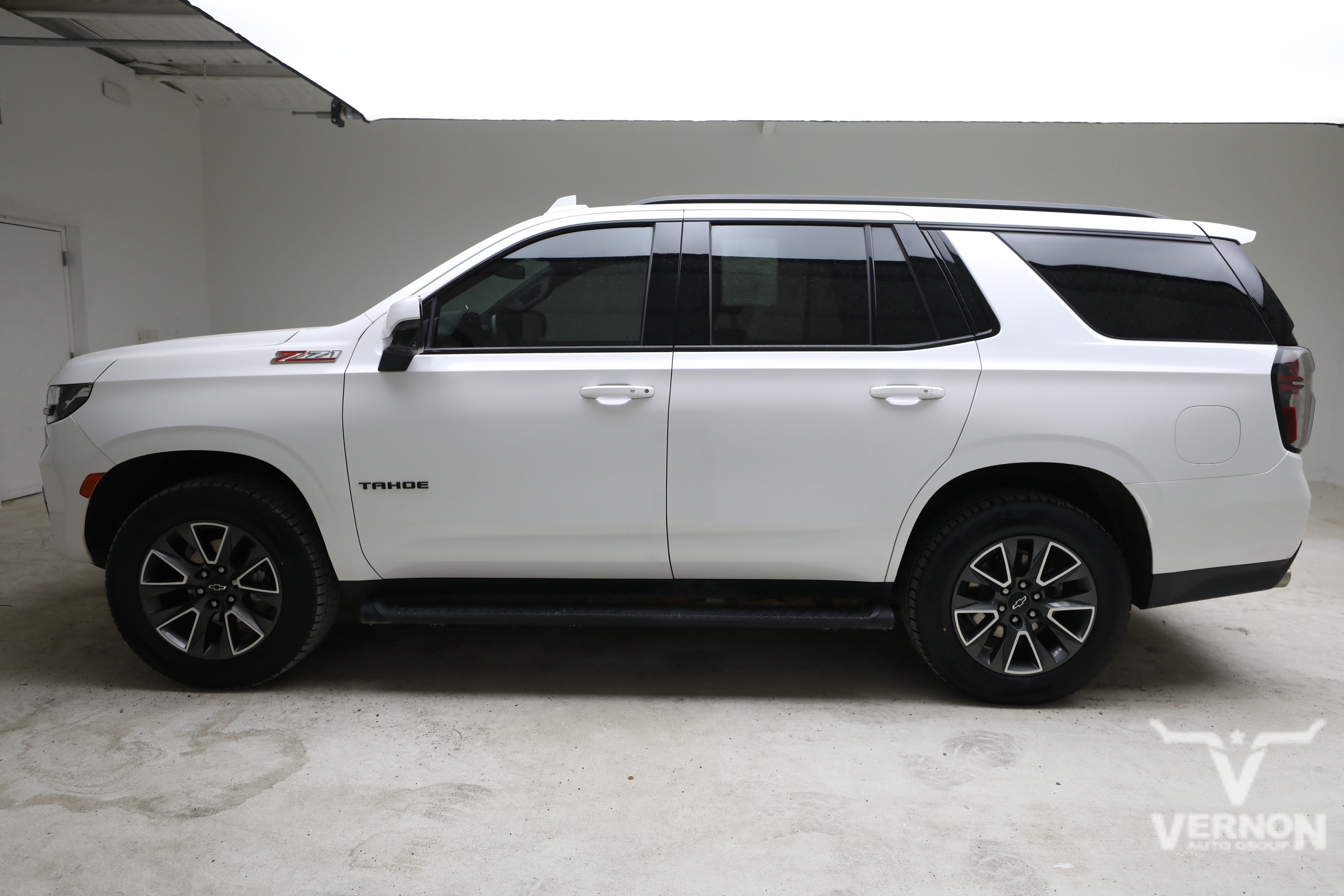 Used 2024 Chevrolet Tahoe Z71 w/ Off-Road Capability Package AWD/4WD image 2