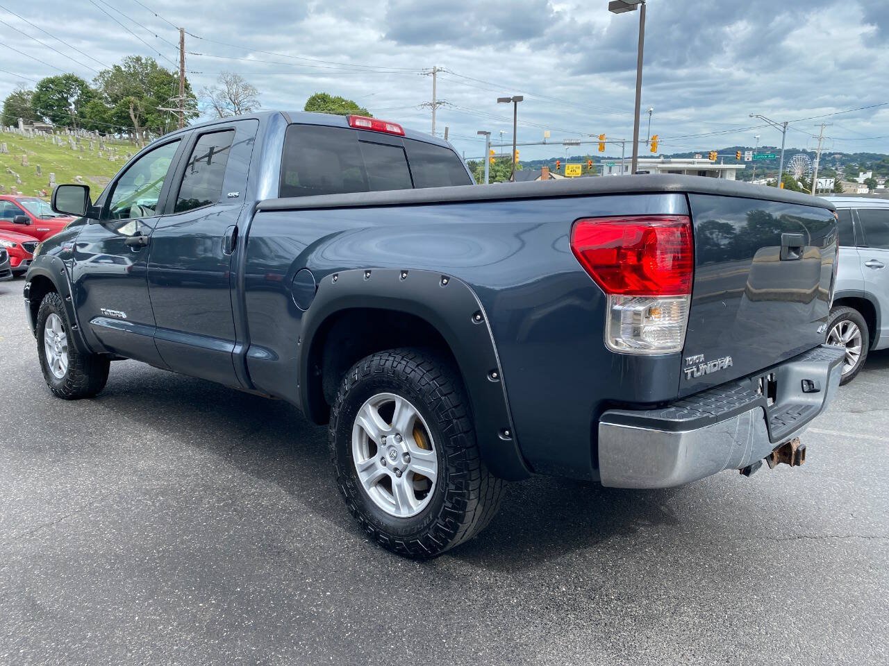 Used 2010 Toyota Tundra 4x4 Double Cab image 5