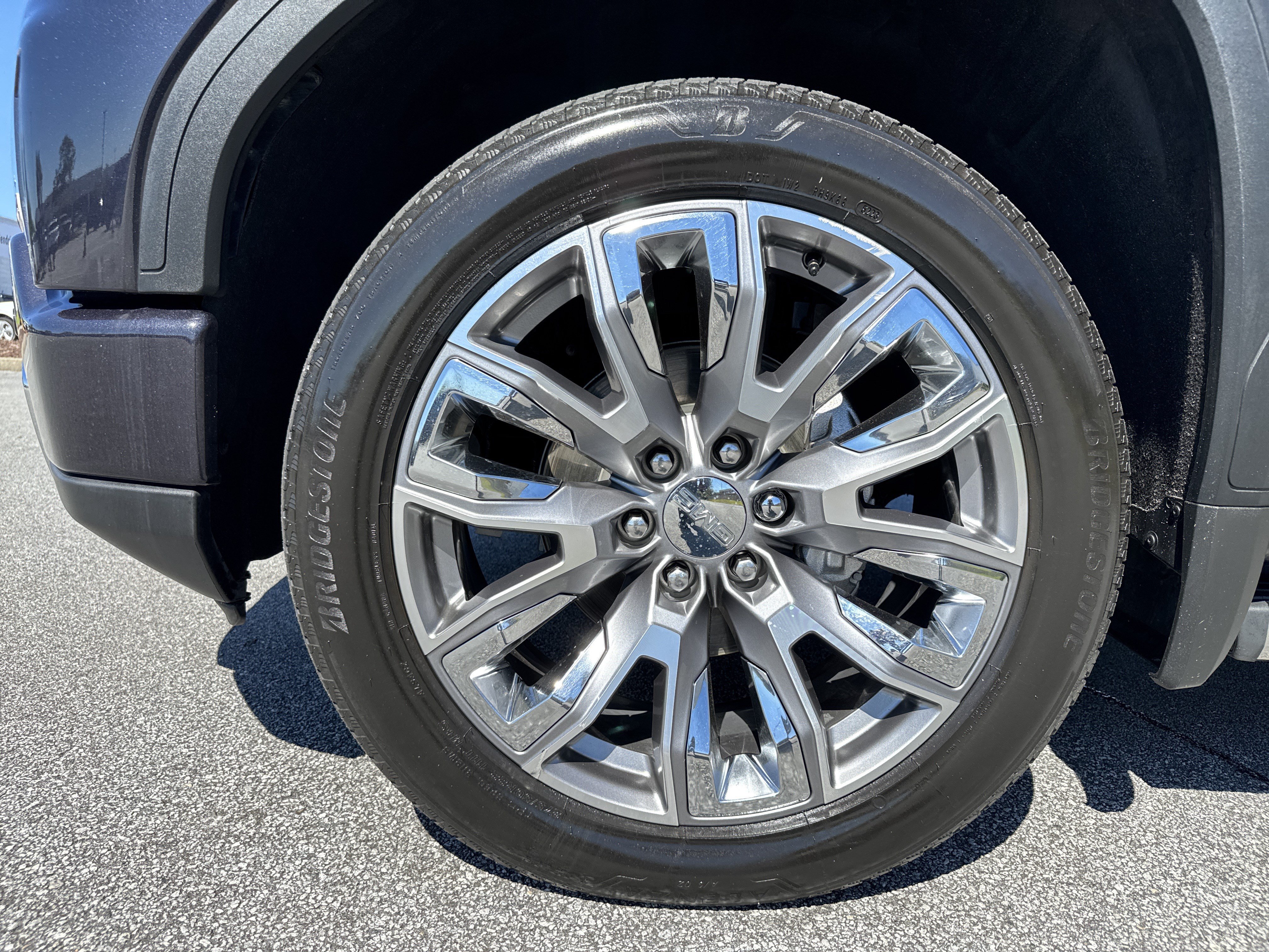 Used 2024 GMC Sierra 1500 Denali w/ Denali Reserve Package AWD/4WD image 13