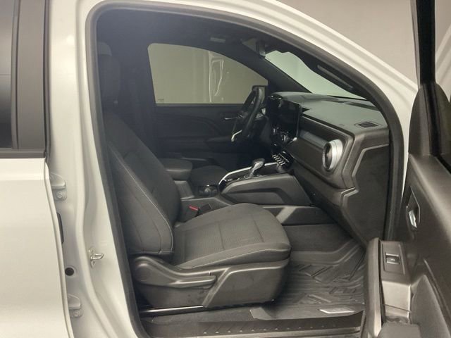 Certified 2024 Chevrolet Colorado LT w/ LT Convenience Package II image 27