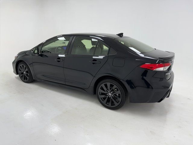 Used 2024 Toyota Corolla SE w/ SE Convenience Package FWD image 37