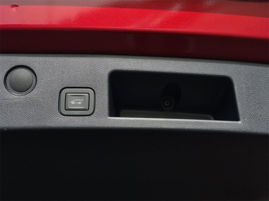 Certified 2026 GMC Terrain AT4 w/ Convenience Package III image 9