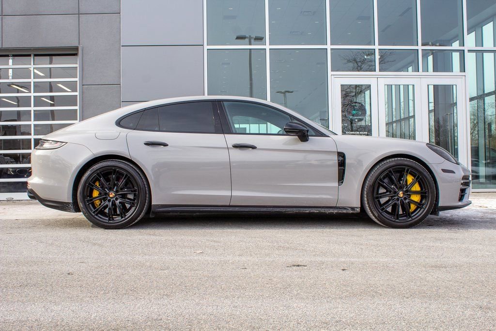Used 2022 Porsche Panamera Turbo S image 4