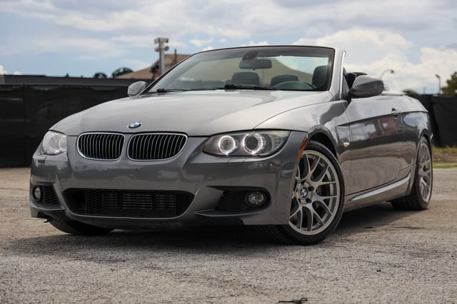 Used 2013 BMW 335i Convertible RWD image 1