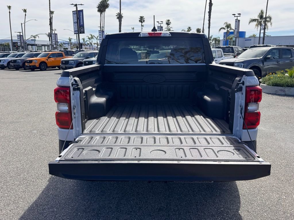 Used 2025 Ford Maverick XLT w/ Black Appearance Package image 13