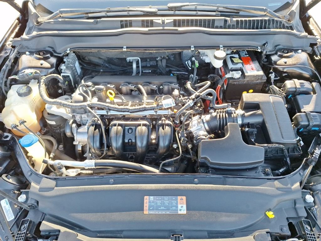 Used 2020 Ford Fusion S image 32