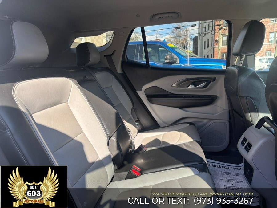 Used 2023 GMC Terrain SLT FWD image 10
