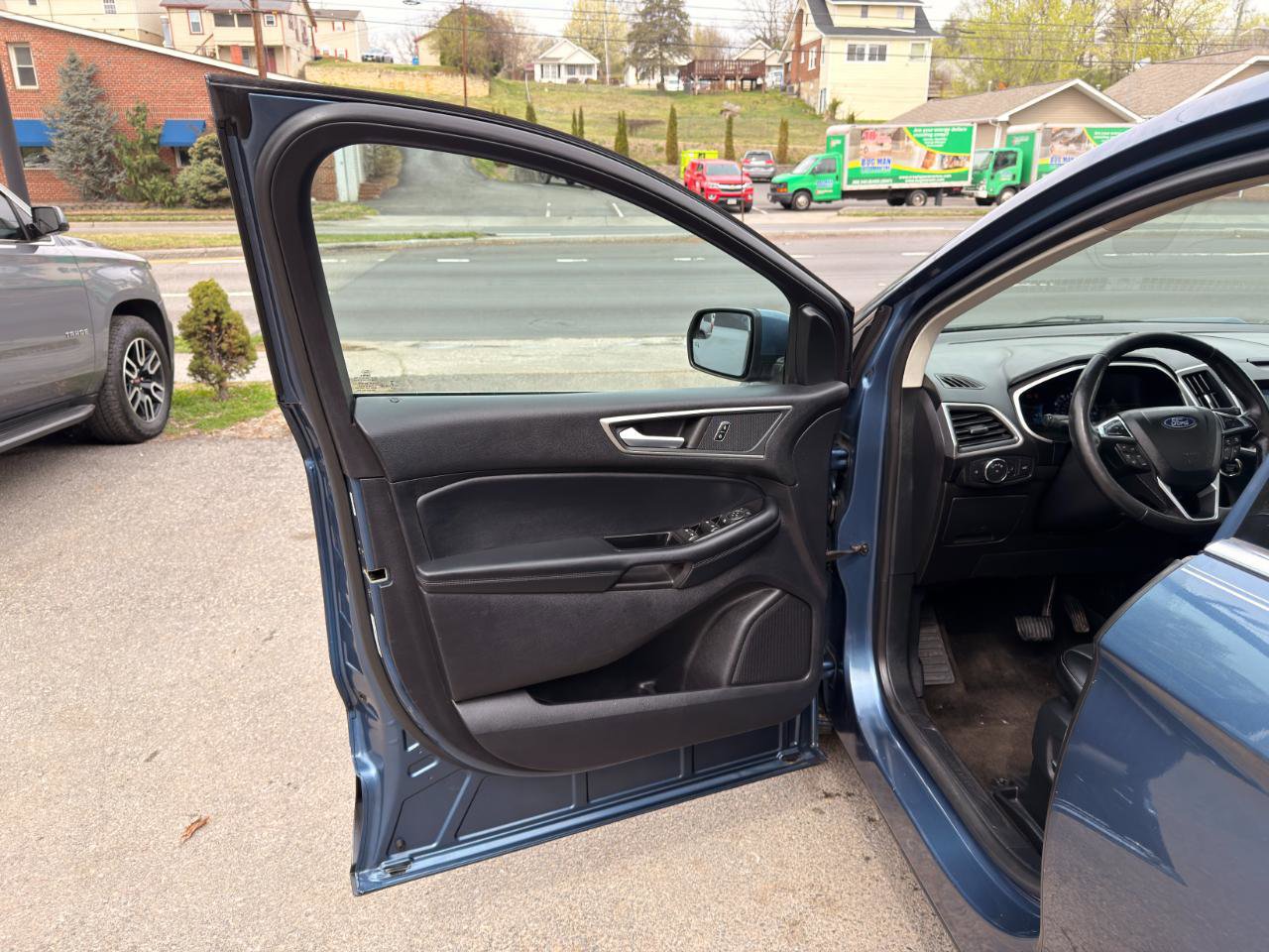 Used 2018 Ford Edge SEL w/ Equipment Group 201A image 10