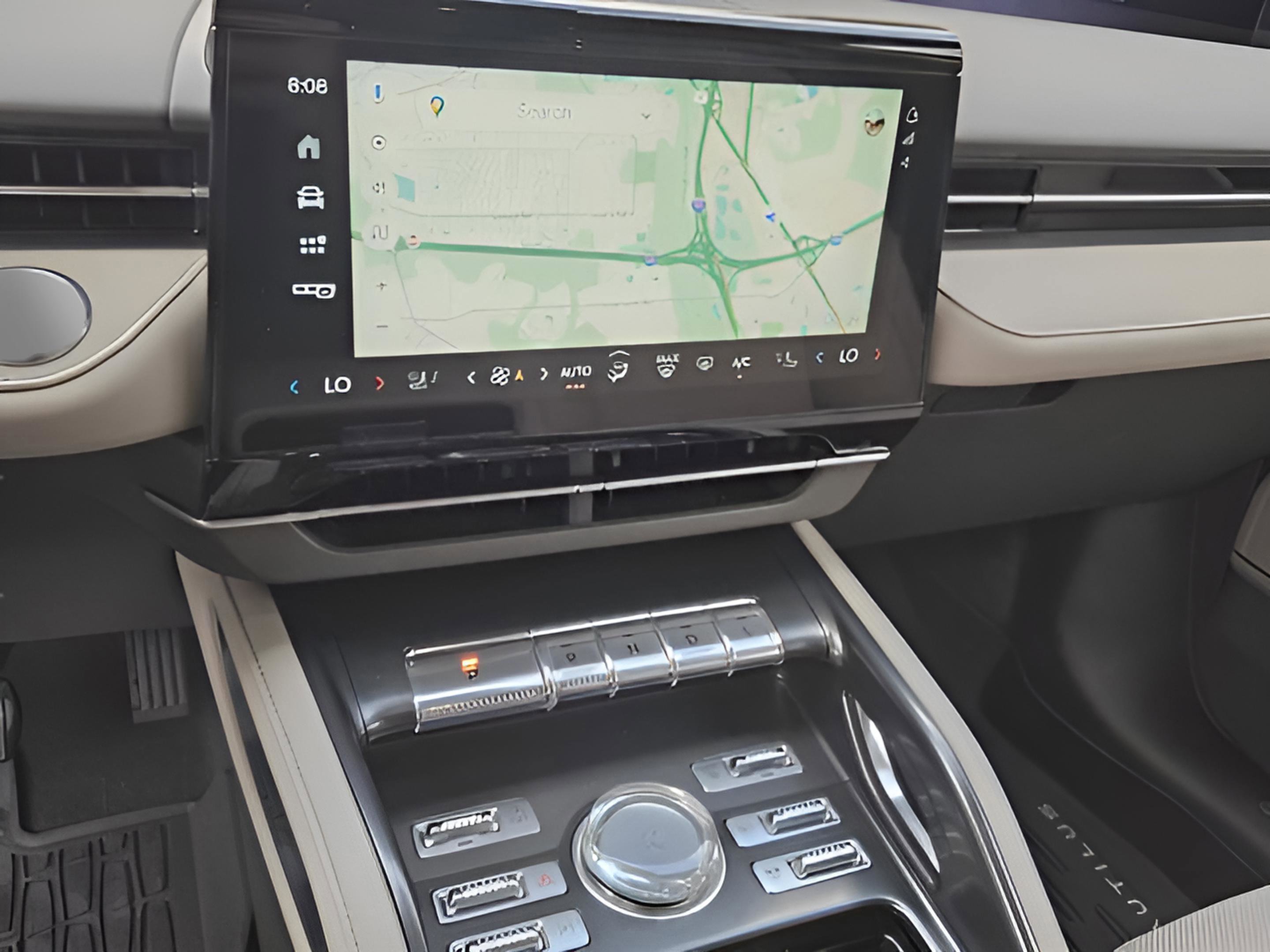 Used 2024 Lincoln Nautilus Premier image 36