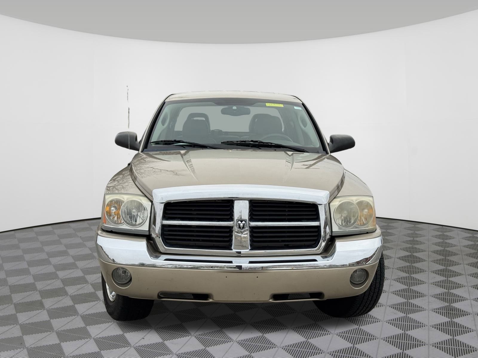 Used 2005 Dodge Dakota Laramie image 17