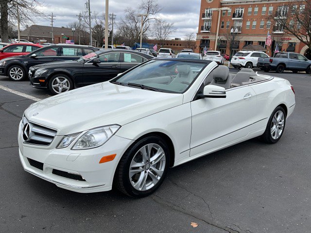 Used 2011 Mercedes-Benz E 350 Cabriolet image 3