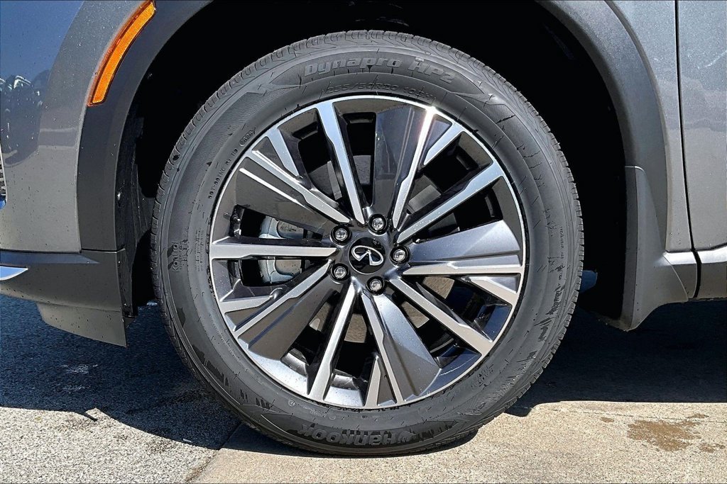 New 2027 INFINITI QX60 Luxe FWD image 12