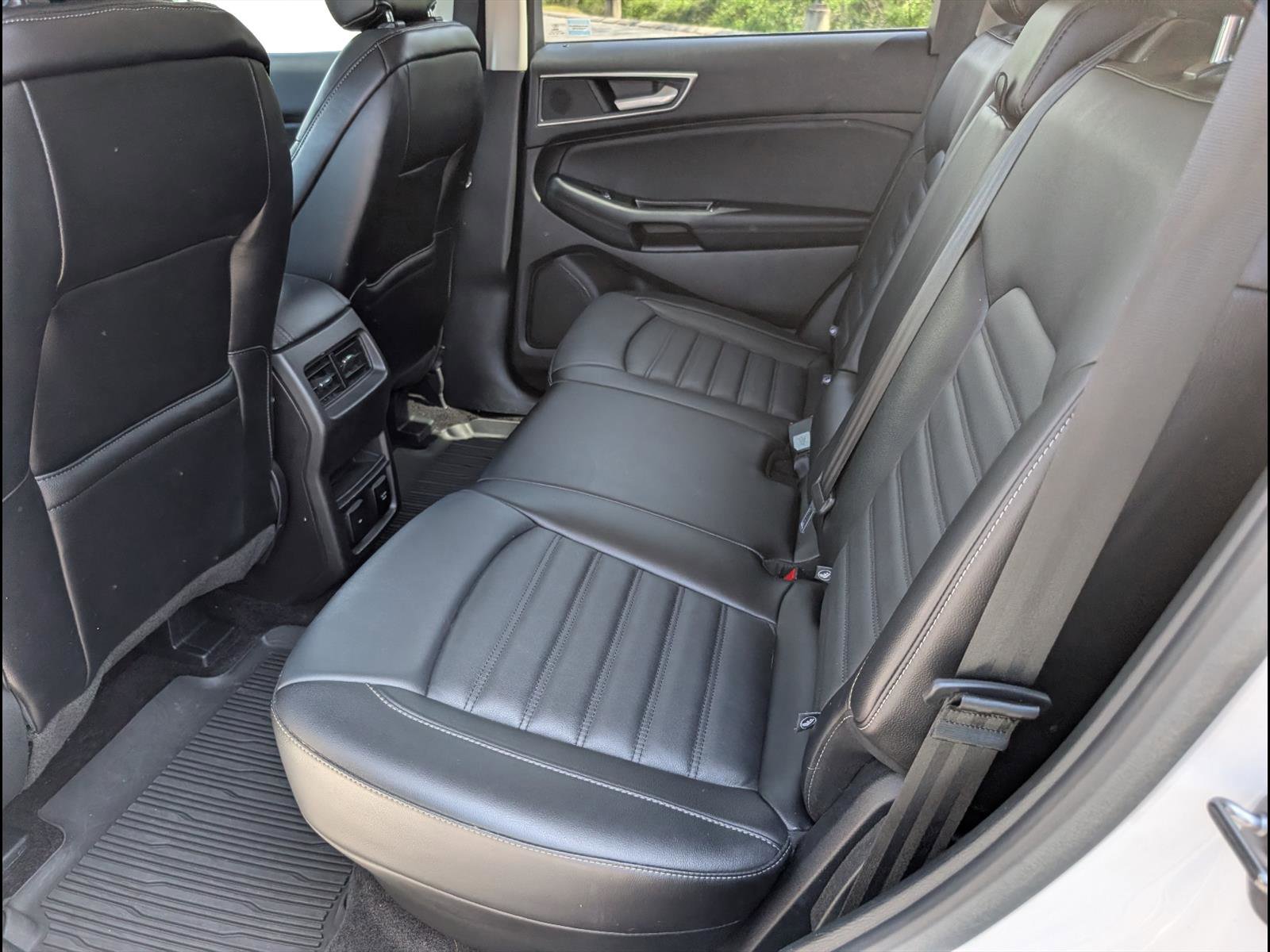 Used 2017 Ford Edge SEL w/ Equipment Group 201A image 16