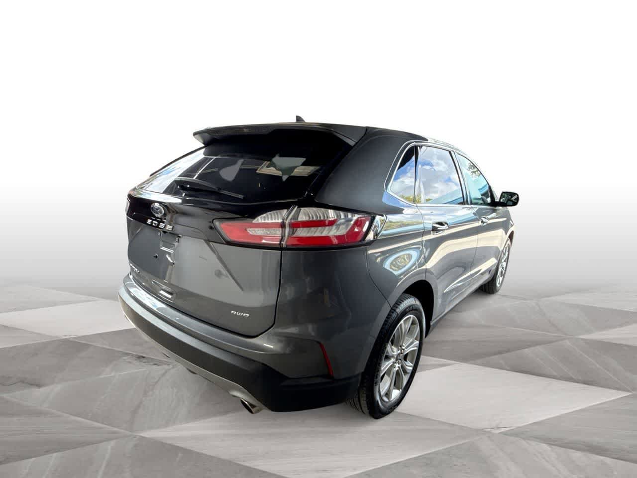 Used 2024 Ford Edge Titanium AWD/4WD image 8