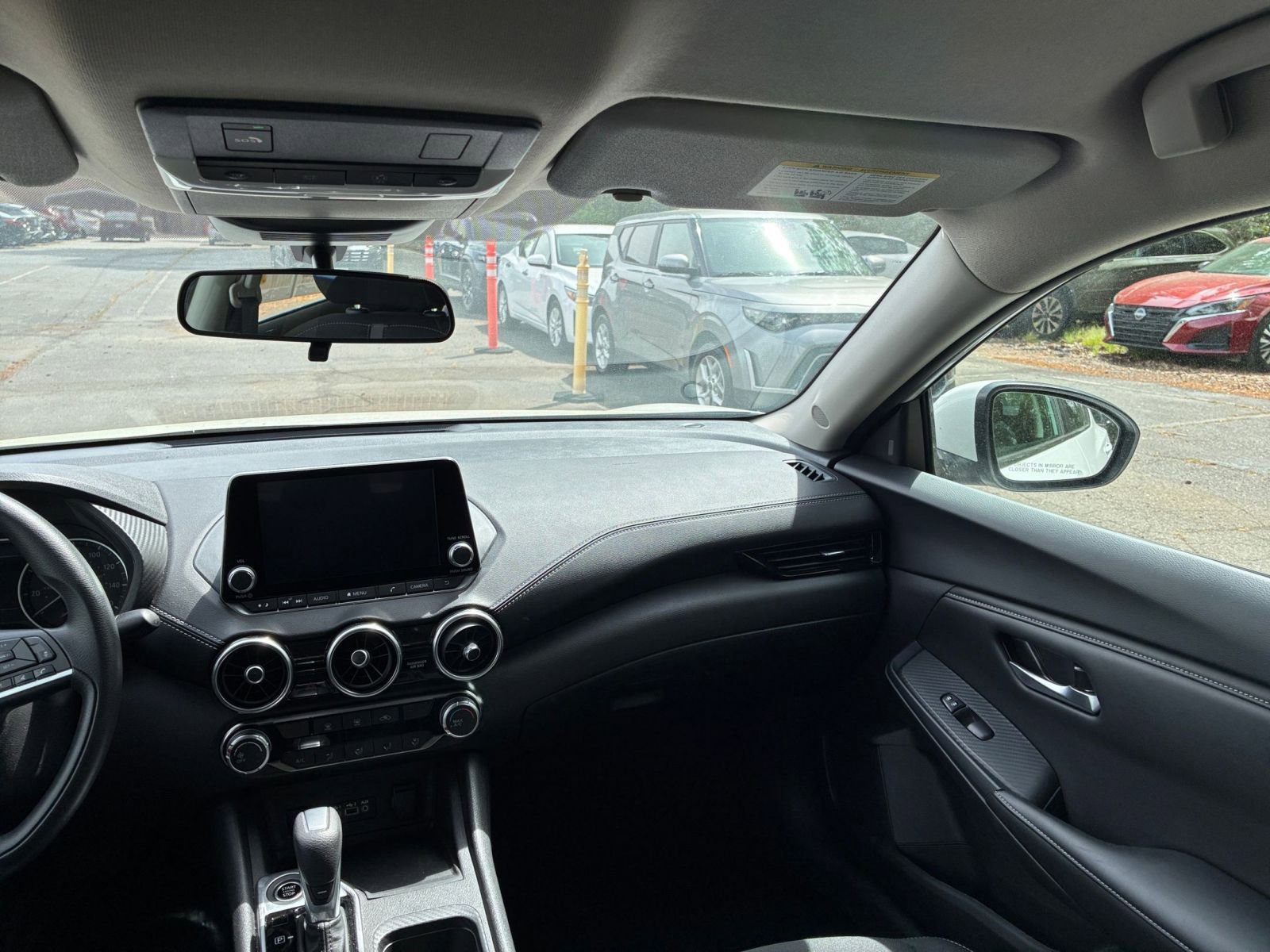 Used 2025 Nissan Sentra SV image 33