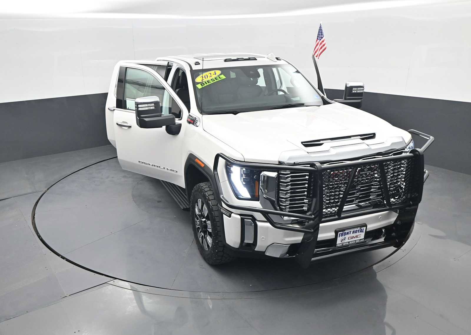 Used 2024 GMC Sierra 3500 Denali w/ Denali Reserve Package AWD/4WD image 45