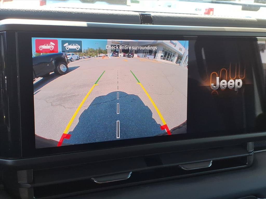 New 2026 Jeep Wrangler Unlimited Rubicon w/ Rockslide Package AWD/4WD image 29