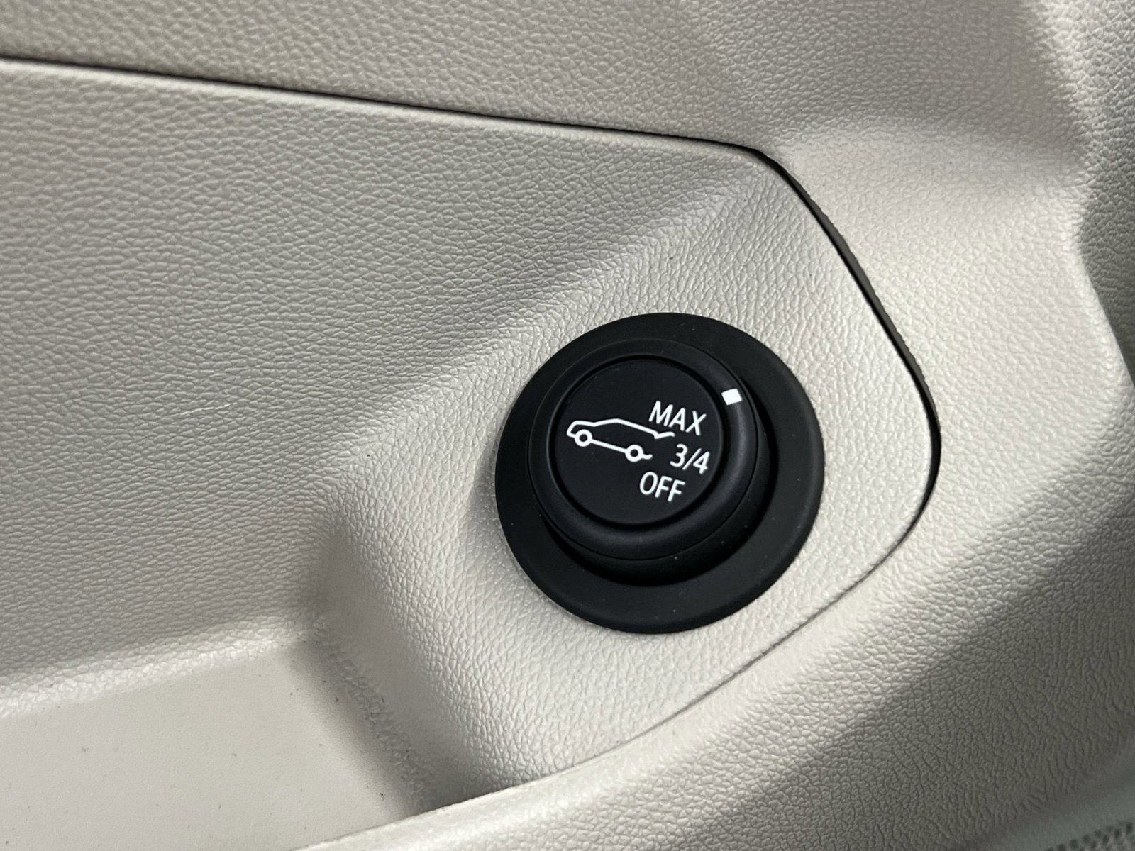 Used 2023 GMC Terrain Denali image 27