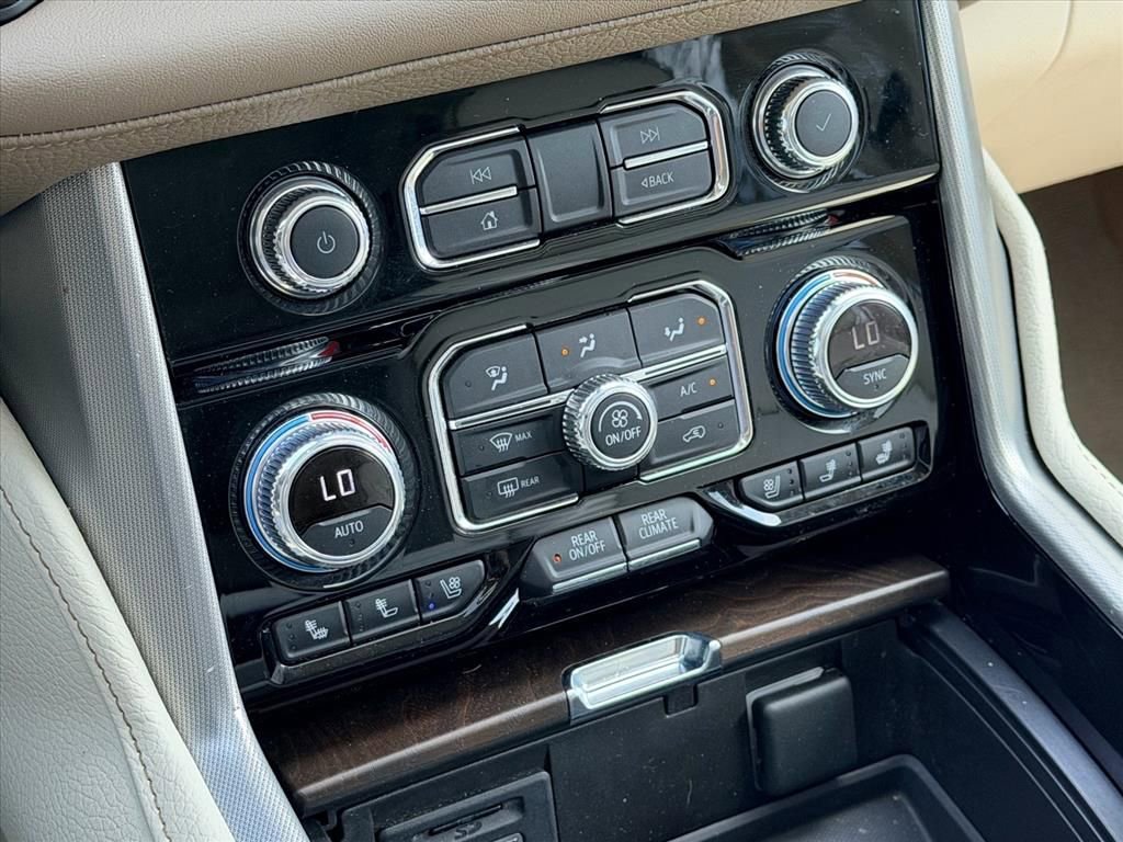 Used 2021 GMC Yukon Denali w/ LPO, Illumination Package image 20