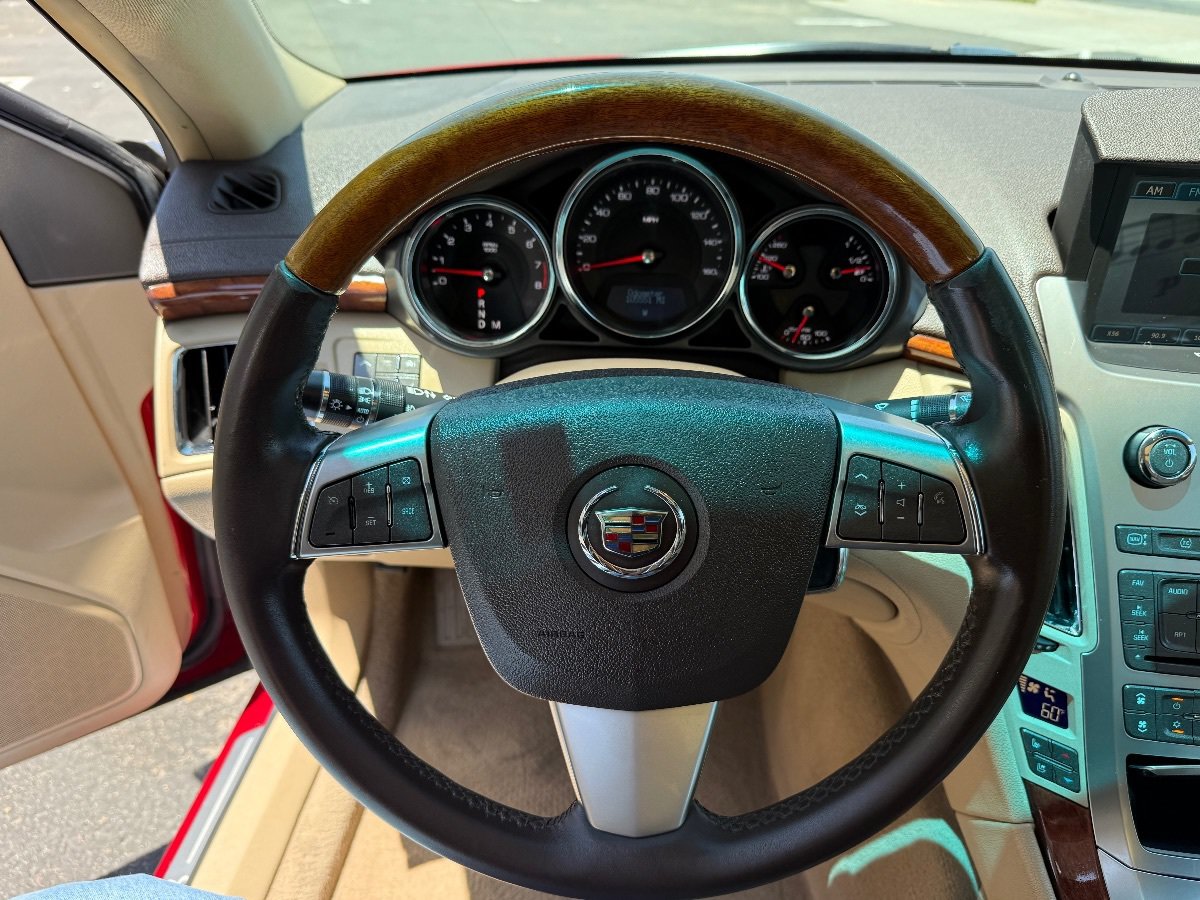 Used 2009 Cadillac CTS 3.6 RWD image 22