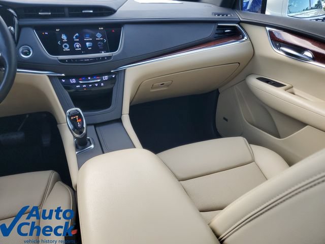 Used 2019 Cadillac XT5 Luxury FWD image 16