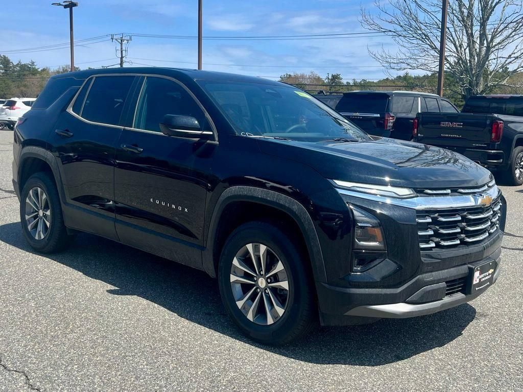 New 2026 Chevrolet Equinox LT w/ Safety and Technology Package AWD/4WD image 9