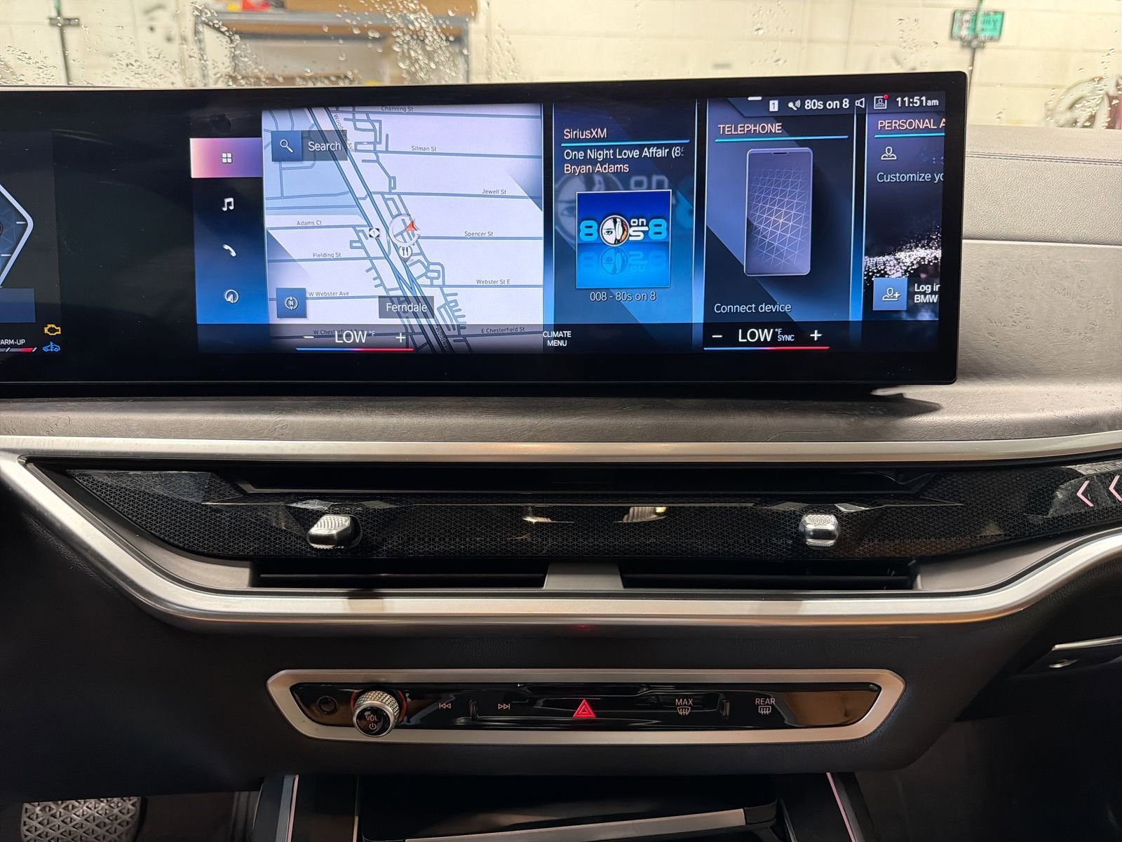 Used 2023 BMW X7 xDrive40i w/ Premium Package AWD/4WD image 34