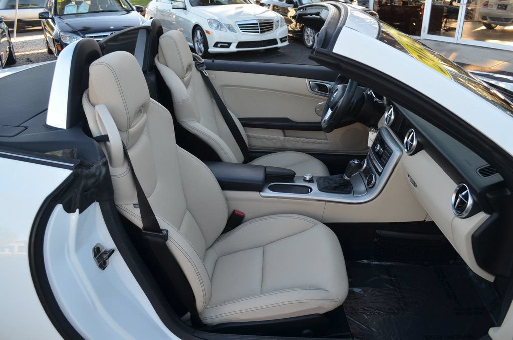 Used 2015 Mercedes-Benz SLK 250 image 48
