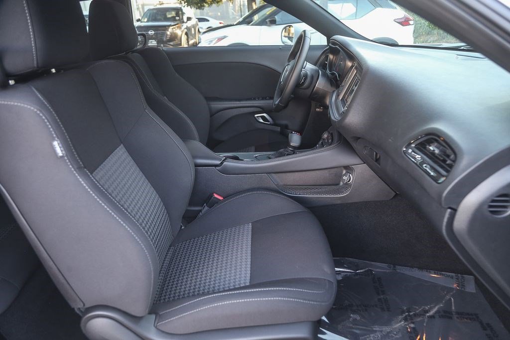 Used 2023 Dodge Challenger GT w/ Blacktop Package image 15