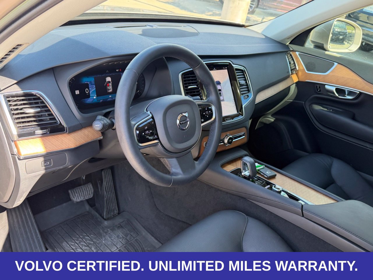 Certified 2023 Volvo XC90 B6 Plus w/ Protection Package Premier AWD/4WD image 18