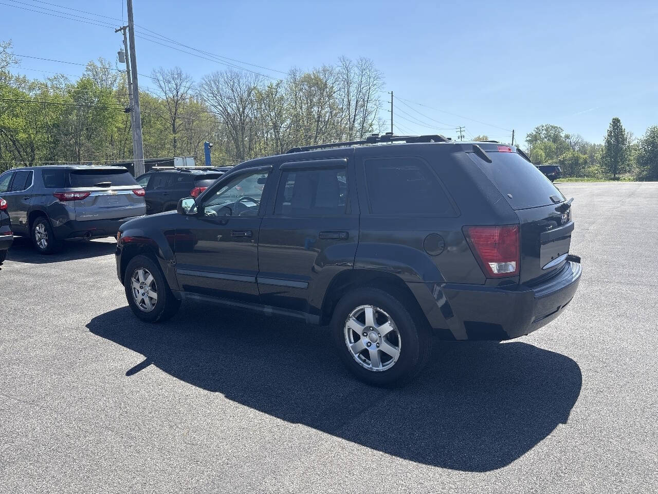 Used 2009 Jeep Grand Cherokee Laredo AWD/4WD image 5