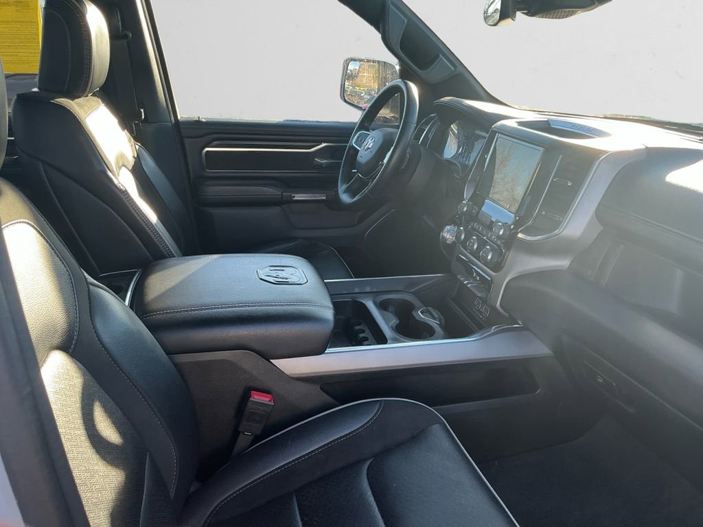 Used 2024 RAM 1500 Laramie image 15