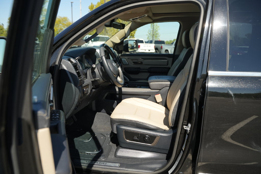 Used 2020 RAM 1500 Limited AWD/4WD image 15