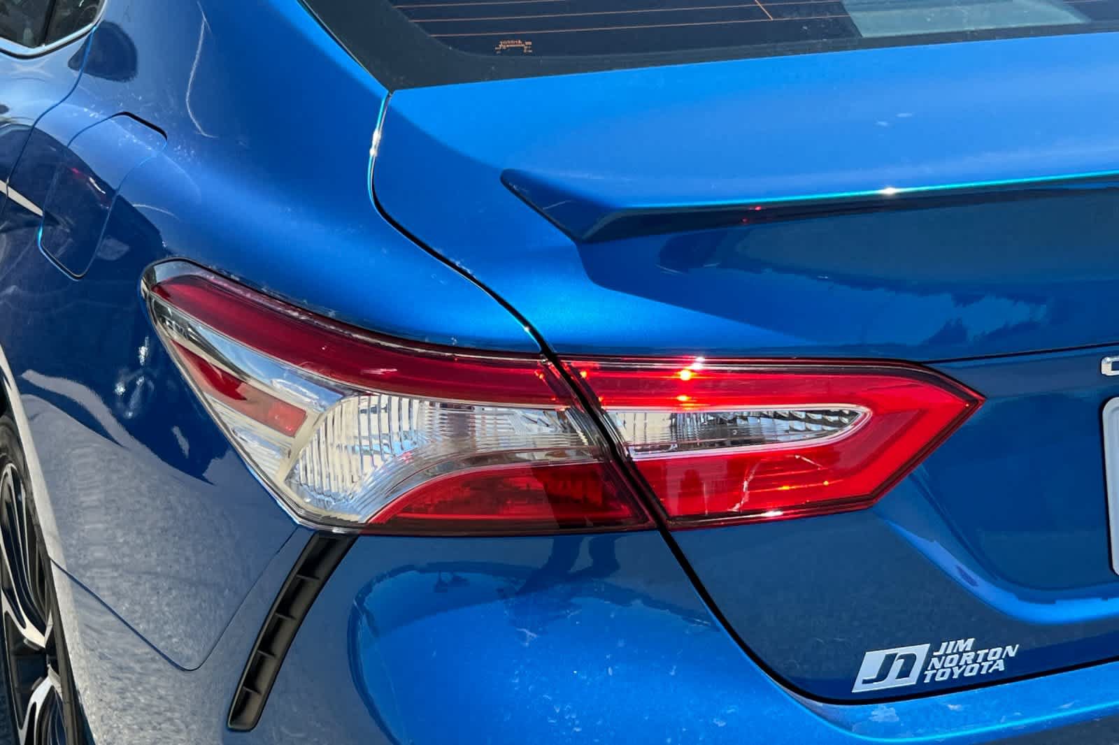 Used 2019 Toyota Camry SE w/ Convenience Package FWD image 20
