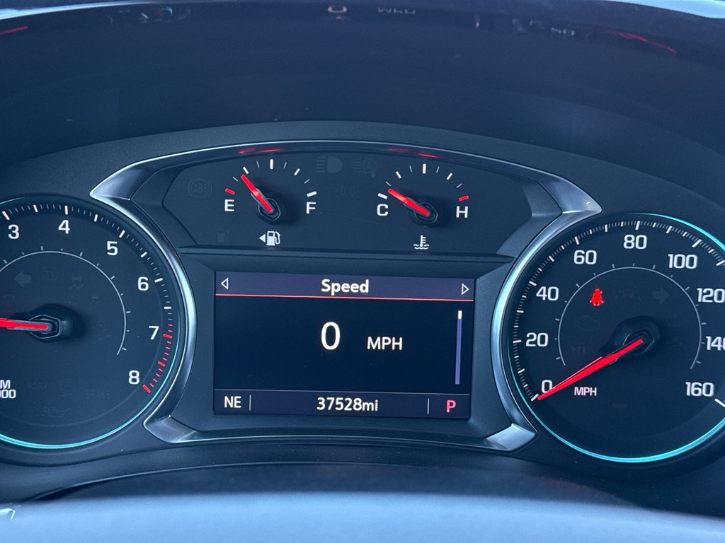 Used 2023 Chevrolet Traverse LT image 24