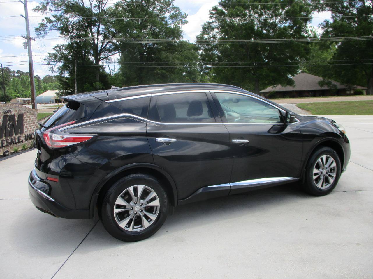 Used 2015 Nissan Murano SV w/ Cargo Package FWD image 23