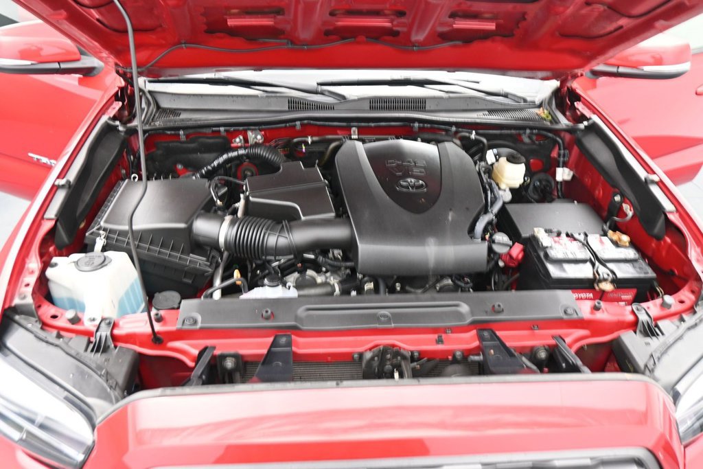 Used 2022 Toyota Tacoma TRD Sport w/ TRD Premium Sport Package AWD/4WD image 23