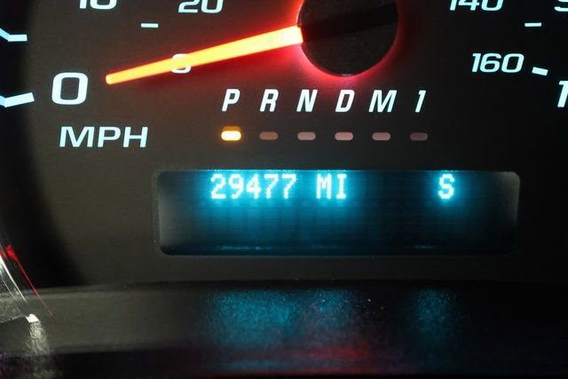 Used 2024 Chevrolet Express 3500 LT w/ LT Preferred Equipment Group image 12