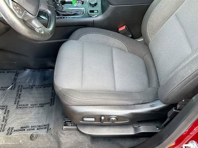 Used 2023 Chevrolet Traverse LT FWD image 19