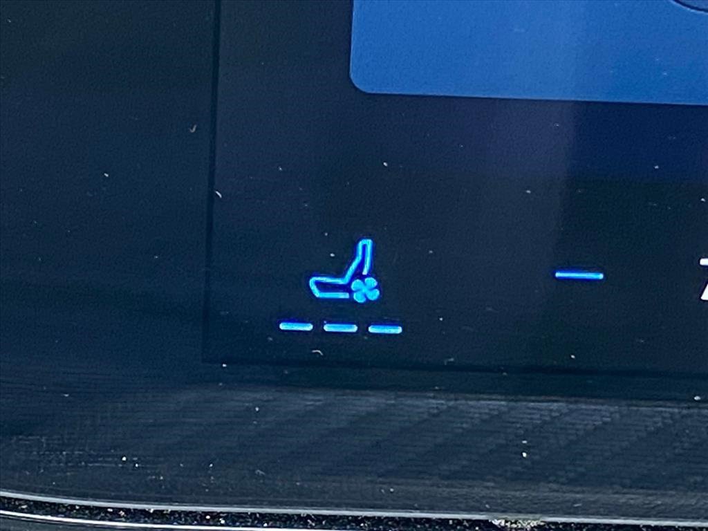 Used 2024 Ford Mustang GT Premium image 15