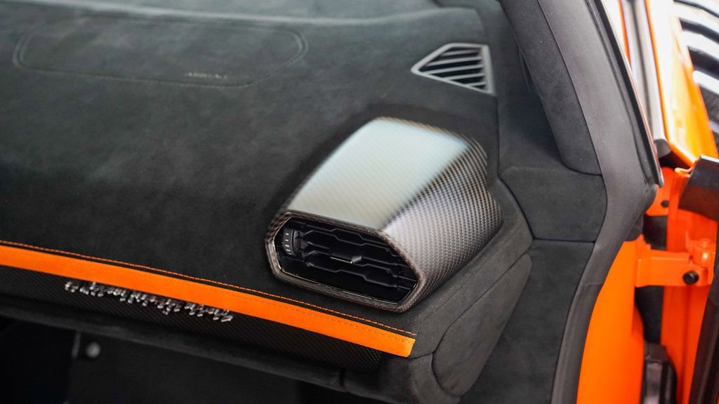 Used 2022 Lamborghini Huracan STO image 80