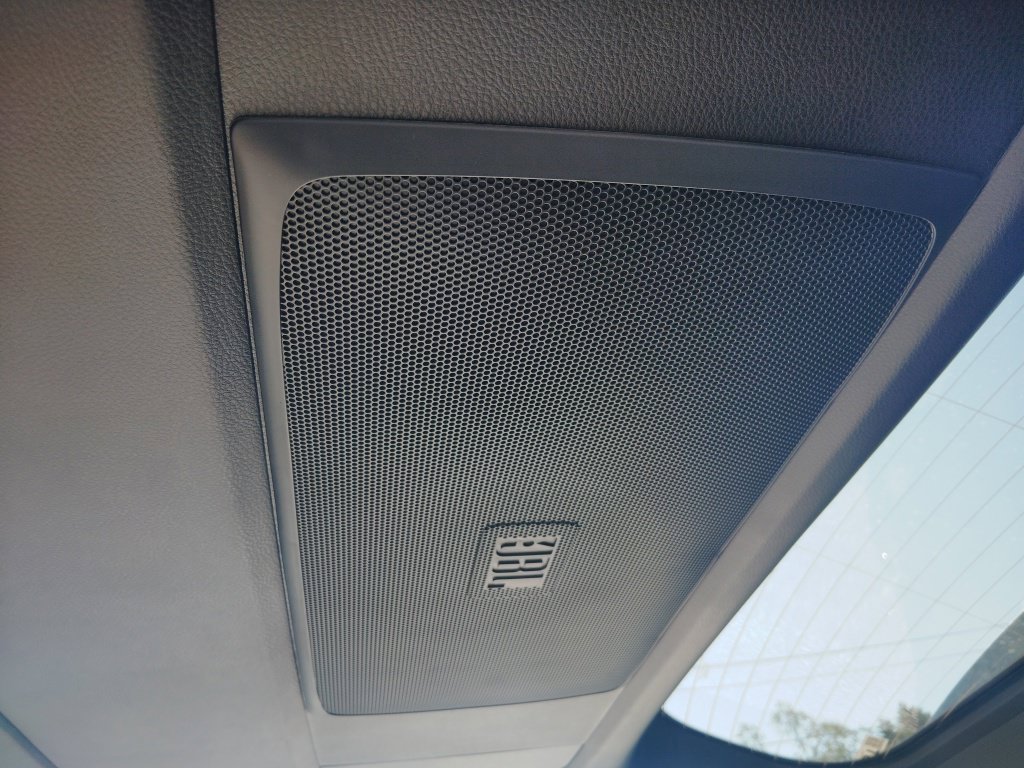 New 2026 Toyota Sienna Platinum AWD/4WD image 19