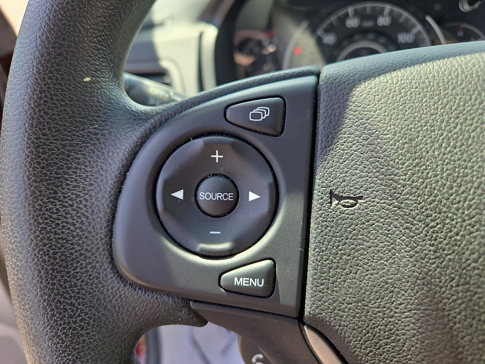 Used 2014 Honda CR-V EX image 24