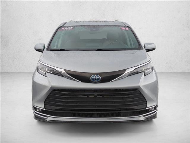 Used 2023 Toyota Sienna XLE video 2