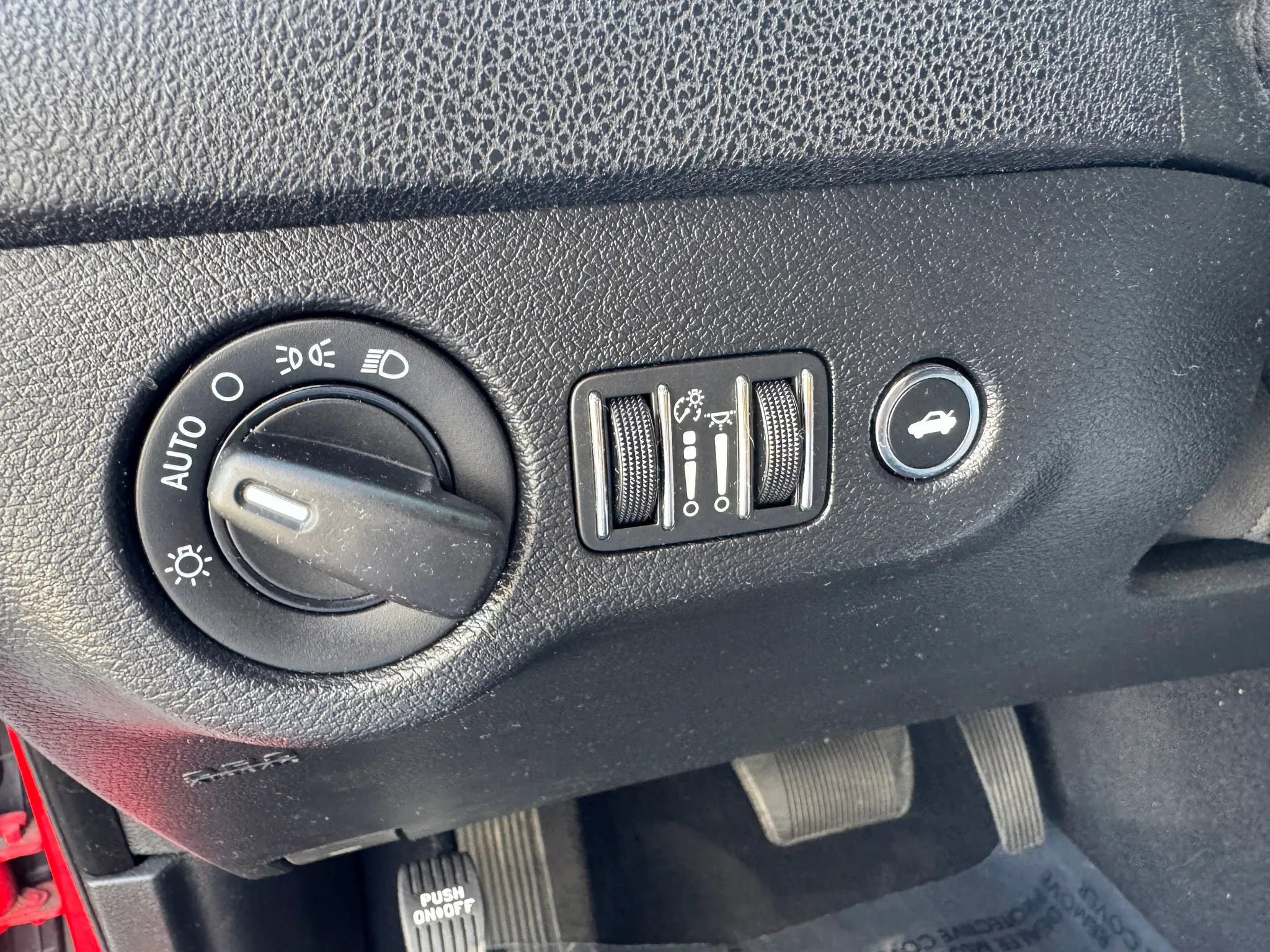 Used 2022 Dodge Charger SXT image 16